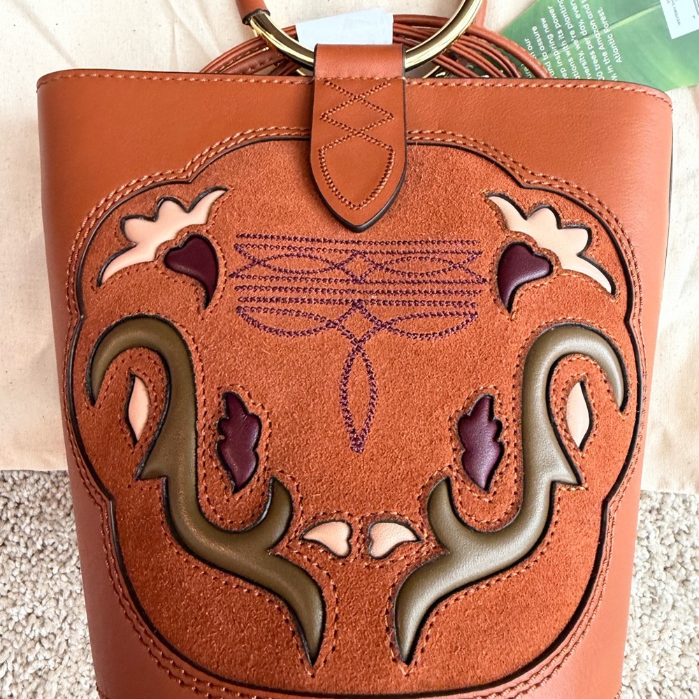 FARM Rio Brown Leather Tote with Embroidered Accents - Picture 3 of 7